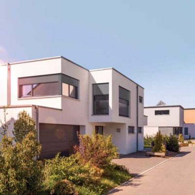 Sonnenschutz vor die Fenster mit Rollladen