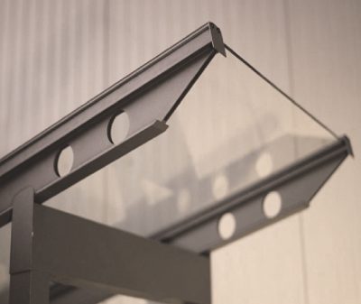 Mit Überstand und filigraner Optik