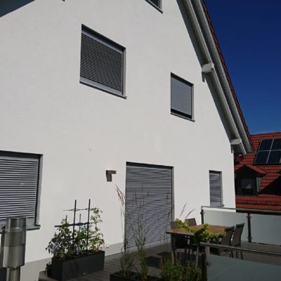 Sonnenschutz für Fenster und Fassade